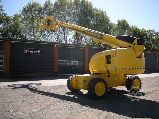 Platform kerja teleskopik JLG 660SJ