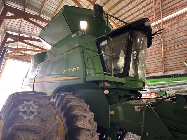 θεριζοαλωνιστική μηχανή John Deere 9770 STS