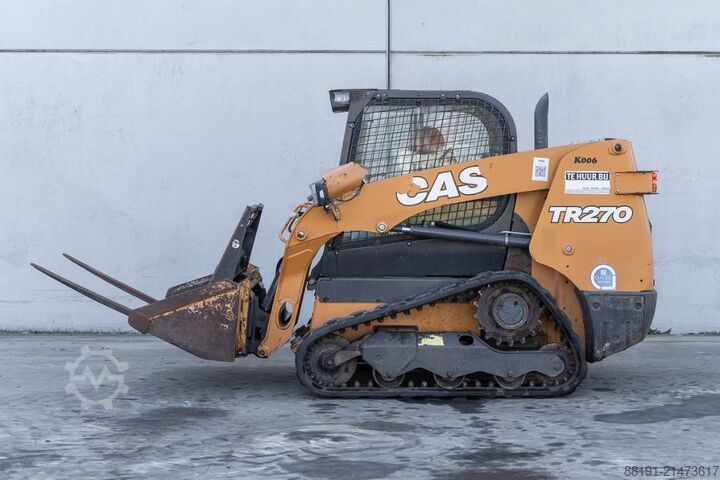 Carregadora de lagartas CASE TR 270