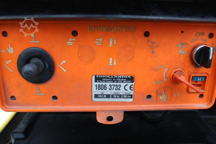 冷蔵バン Renault Master CX 500 Tiefkühlkoffer LBW S.Tür FRC27
