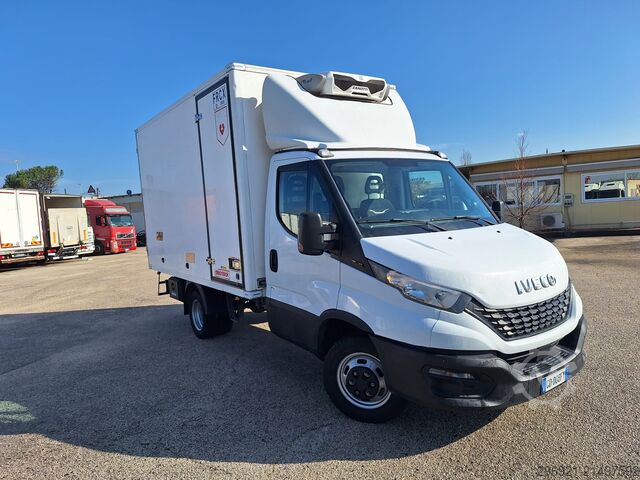 冷蔵・iso・生鮮サービスケース Iveco DAILY 35C18 3000 CC euro 6