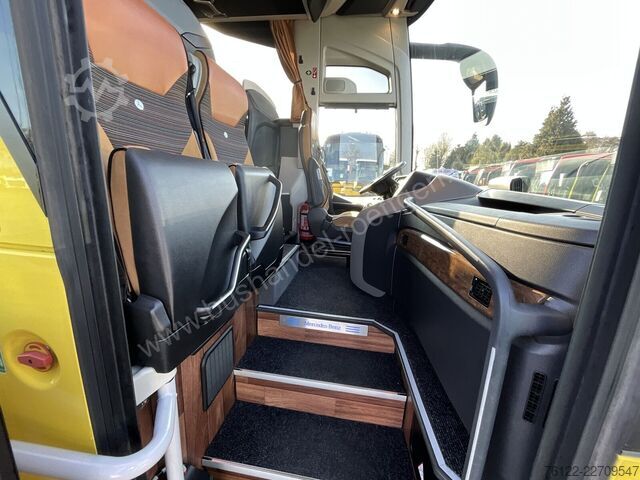 관광버스 Mercedes-Benz Tourismo 16 RHD