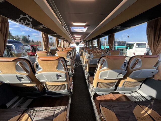 관광버스 Mercedes-Benz Tourismo 16 RHD