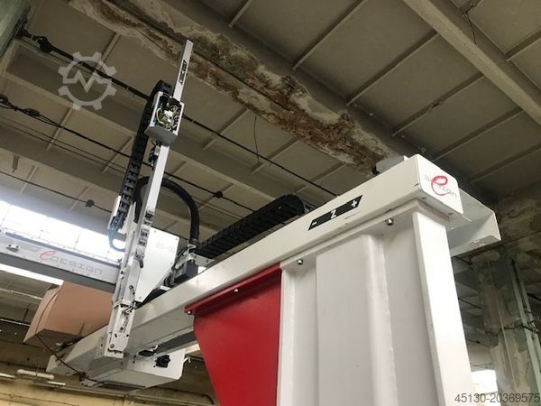 Mesin cetak suntikan Ferromatik Milacron Magna T(MTs) 150-450