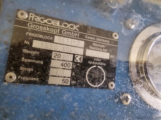 Kuorma-auto, jossa on kylmälaatikko VOLVO FM330 6x2 FRIGOBLOCK Multizone Lenk u. L