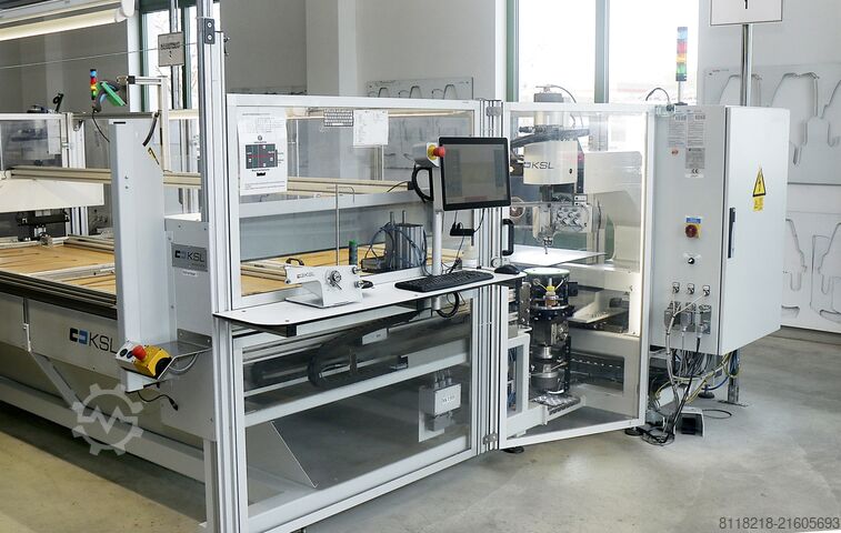 Mesin jahit CNC dengan kepala putar PFAFF-KSL KSL110 - CNC-Drehkopf Nähanlage 2500x800