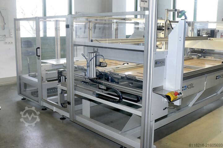 Mesin jahit CNC dengan kepala putar PFAFF-KSL KSL110 - CNC-Drehkopf Nähanlage 2500x800