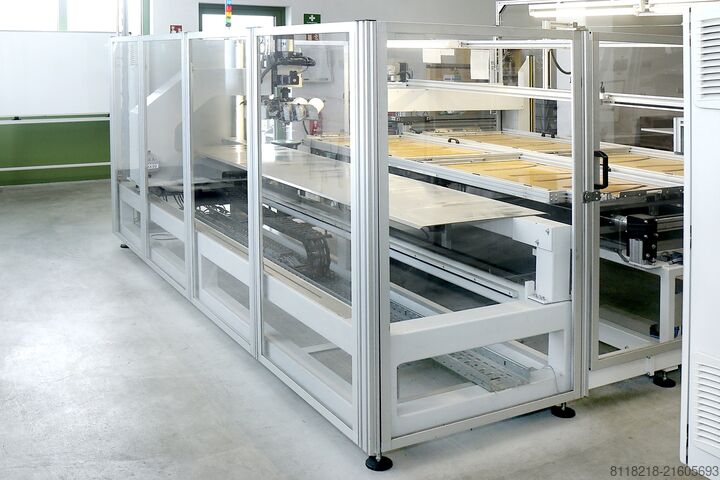 Mesin jahit CNC dengan kepala putar PFAFF-KSL KSL110 - CNC-Drehkopf Nähanlage 2500x800