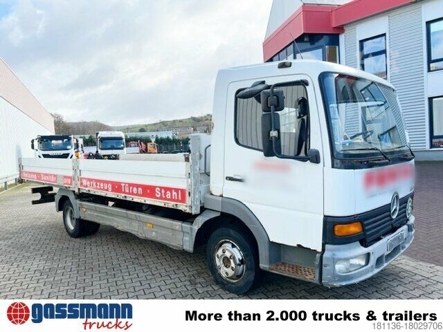 Pick-up furgon Mercedes-Benz Atego 818 4x2