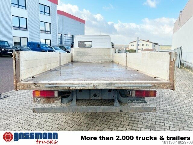 Pick-up furgon Mercedes-Benz Atego 818 4x2