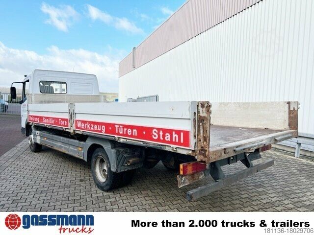 Pick-up furgon Mercedes-Benz Atego 818 4x2