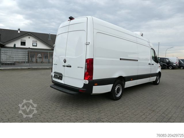 Külmutusveokitega kaubik MERCEDES-BENZ Sprinter 317CDI Maxi Tiefkühlkasten Klima Navi