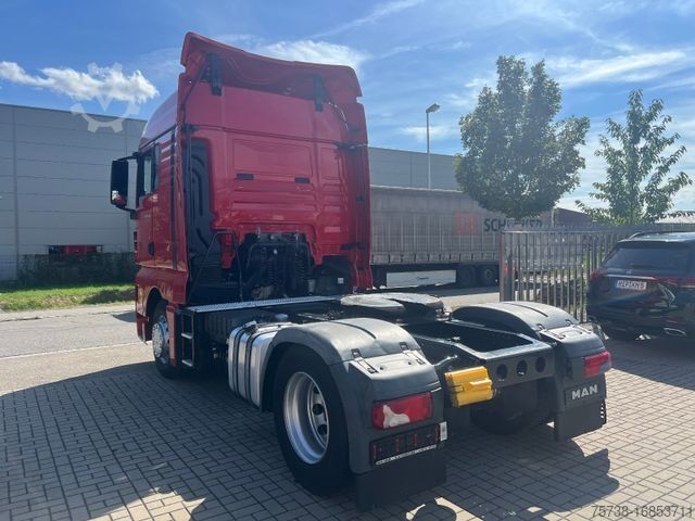 Standard tractor unit MAN TGX 18.480 XLX/Inatder/2xTank/Navi/Spoiler/EURO6