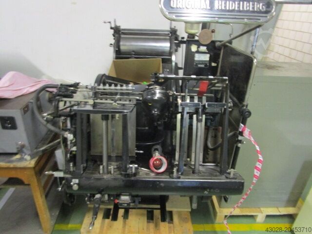 עיתונות ספרים HEIDELBERG TIEGEL A4