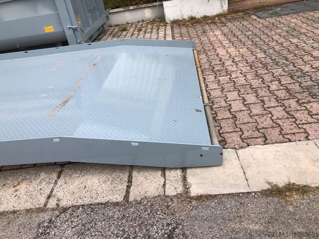 Roll-off container  CONTAINER NUOVO A PIANALE SENZA SPONDE