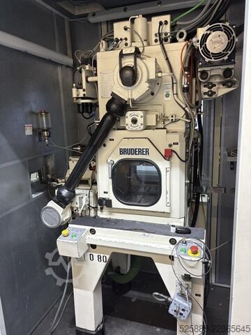 Mesin penekan punch BRUDERER BSTA 180
