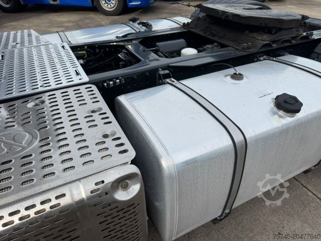 Стандартен влекач IVECO STRALIS 480 * HI-WAY * RETARDER * 2 X TANK *