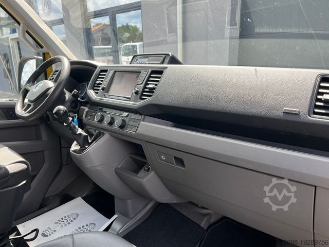 Minibusz VOLKSWAGEN CRAFTER 2.0TDI 8 SITZER TEMP. KLIMA AHK 1.HAND