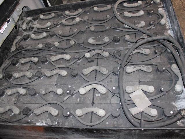 Electric 4-wheel forklift Still RX 60-35  6356
