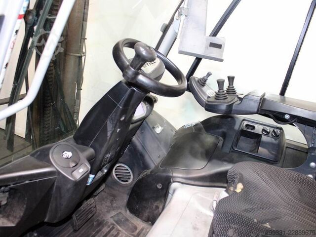 Electric 4-wheel forklift Still RX 60-35  6356