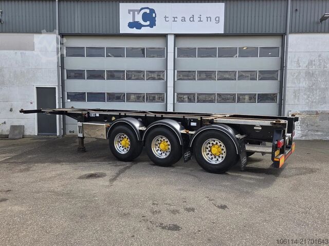 Transportul de containere Van Hool 3-ASSIGE OPLEGGER A3C002  20/30 FT ADR trailer.