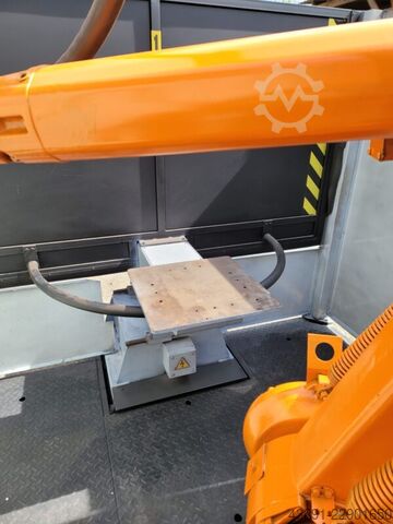  ABB IRB 1400 mit Handdrehtisch+Schweißgerät