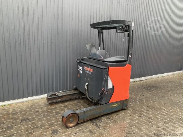 Reach Truck Linde R16HD-01