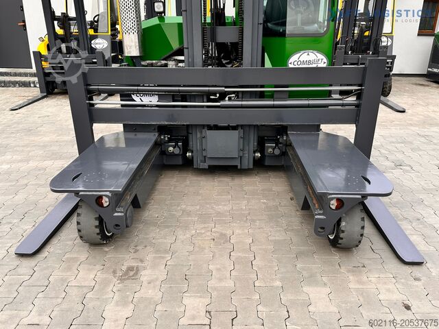 4-way forklift truck Combilift C3000 / 4100 MM / 3 TONS / LPG /LIKE NEW