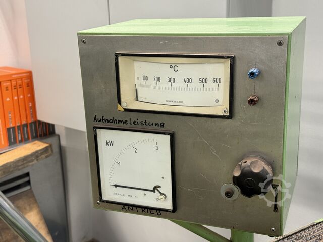 Lead/traction spindle lathe BOEHRINGER D 420