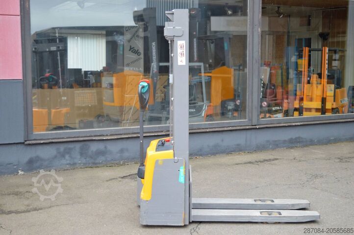 Palet istifleyici Jungheinrich EJC M10