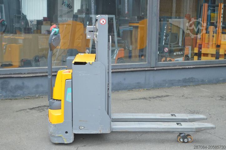 Palet istifleyici Jungheinrich EJD 118