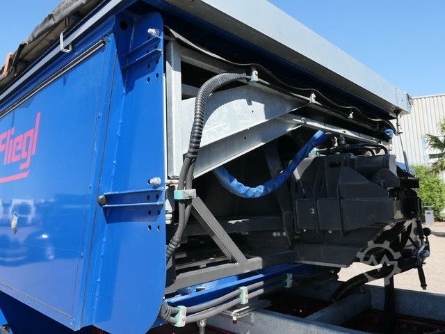 Specializētais kravas auto MERCEDES-BENZ 2548 L Arocs  HAD 6x4, Asphalt, Bitumen, Fliegl