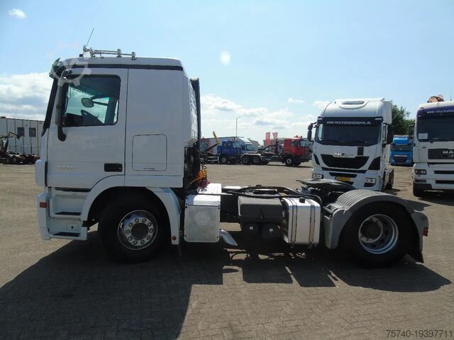 Standard-SZM Mercedes-Benz Actros 1846 + RETARDER + EURO 5 + MP3 + 2 PEDAL...