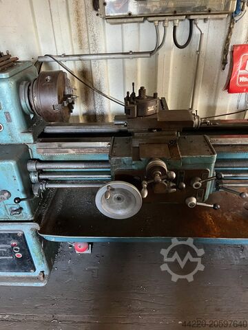 Tour L&Z Martin KM200