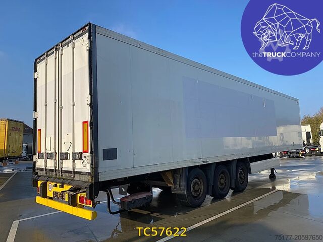 Транспортиране в хладилник/замразено Krone