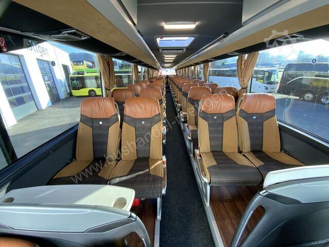รถโค้ชโดยสาร Mercedes-Benz Tourismo L 17 RHD