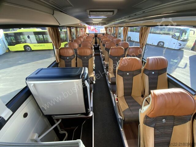 รถโค้ชโดยสาร Mercedes-Benz Tourismo L 17 RHD