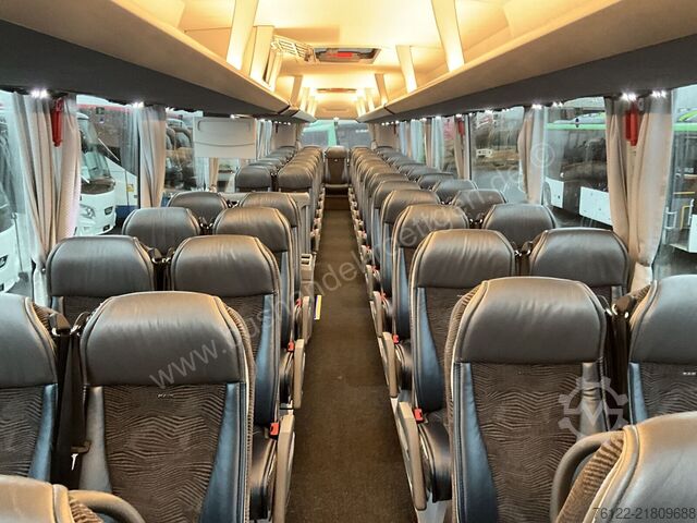 รถโค้ชโดยสาร MAN R 09 Lion´s Coach