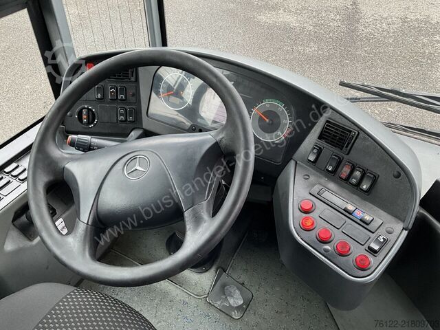  Mercedes-Benz Conecto G