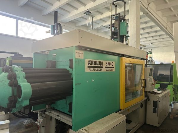 Mașină de turnat prin injecție Arburg 570C 2000-350/150