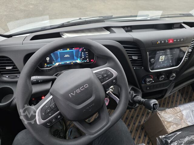 三边翻斗车 Iveco Daily 35