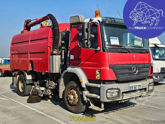 রাস্তার ঝাড়ুদার Mercedes-Benz Axor 1828
