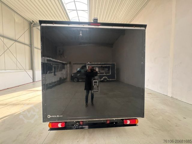 Skriňová dodávka RENAULT Master Tiefrahmenkoffer mit Rampe *Kamera*