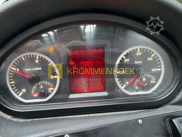 Teleskopski utovarivač Merlo P 38.13