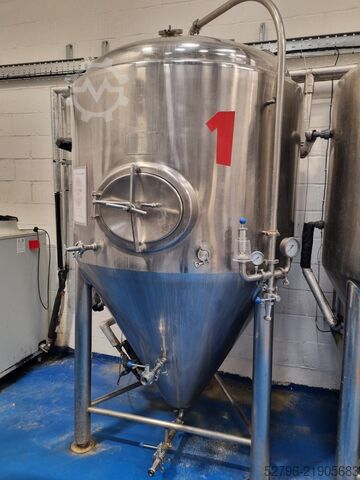 20HL bira üretim tesisi ve fermentasyon tankları Magusa / Zheijang Dayu 