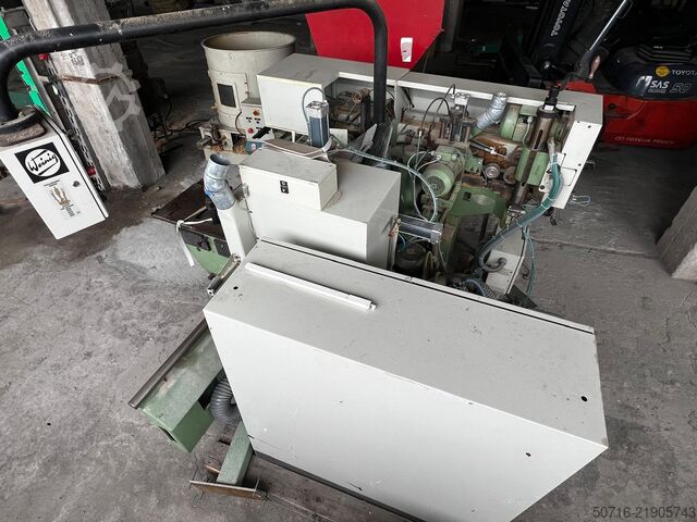 Pusat pemesinan jendela sudut WEINIG Unicontrol 5