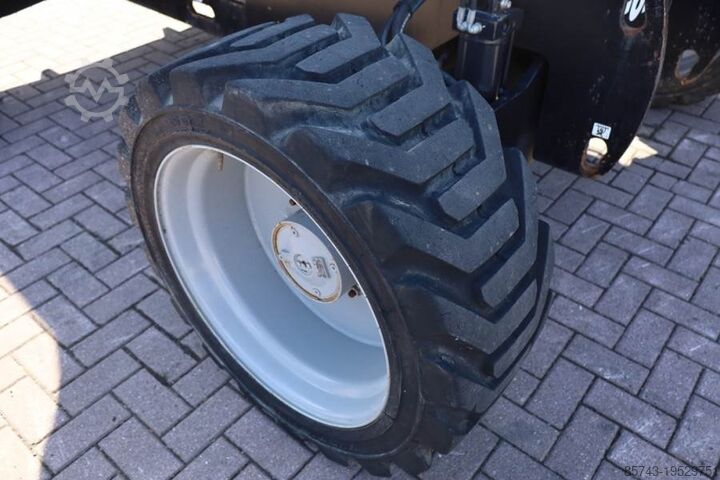 Gelenkteleskoparbeitsbühne Genie Z62/40 Diesel, 4x4 Drive, 20.9 m Working Height, 1