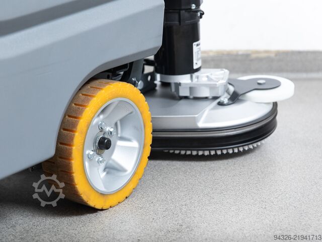 Hako Scrubmaster B70 CL JAUNAS AKUMULATORI Hako Scrubmaster B70 CL TB650 - 2019y - 1632h