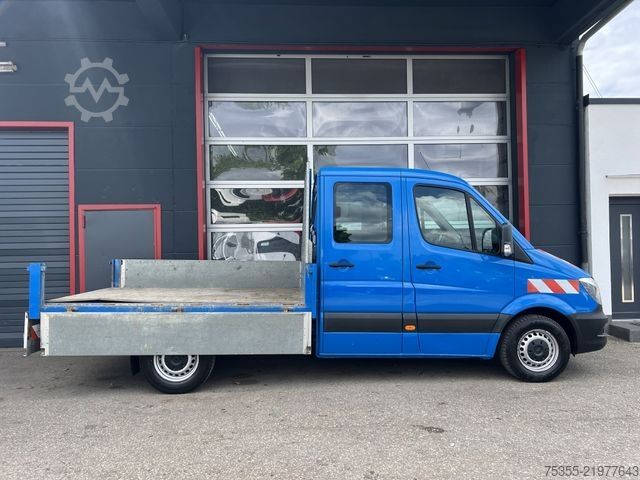 Furgoneta pick-up MERCEDES-BENZ Sprinter 314 CDI DOKA 7-Sitzer AHK Euro6 1-Hand