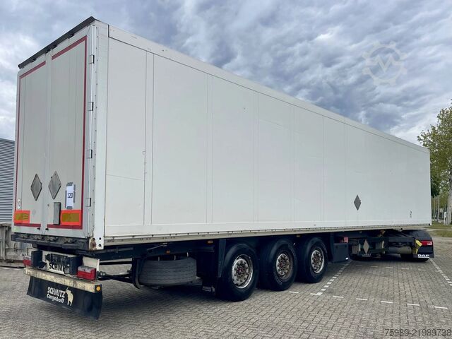 Koffer Schmitz Cargobull SAF AXLES, DISC BRAKES